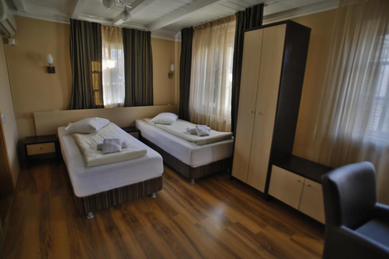 Vila Vidalis Cluj-Napoca Eksteriør billede